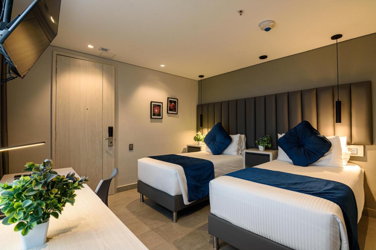 4 Sur Hotel Медельин Экстерьер фото