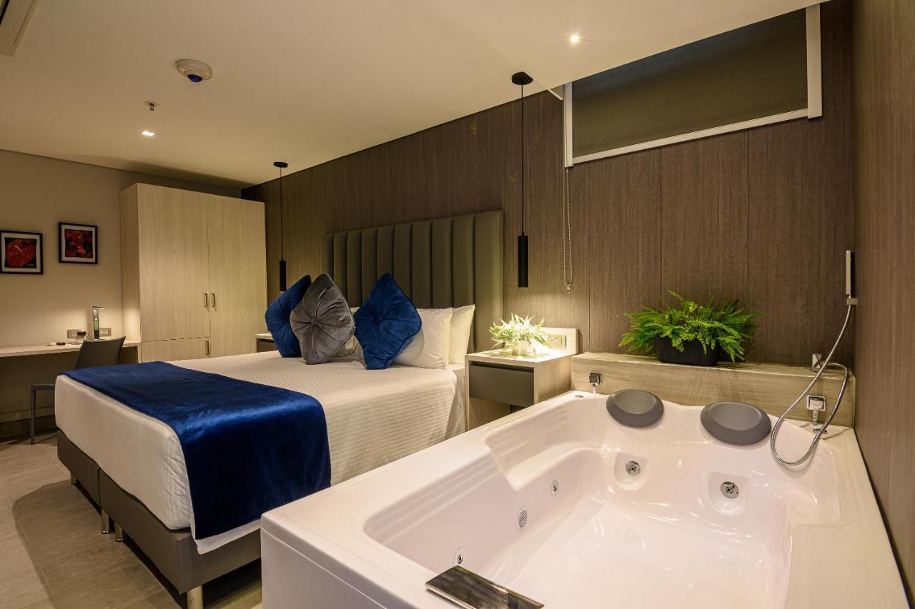 4 Sur Hotel Медельин Экстерьер фото