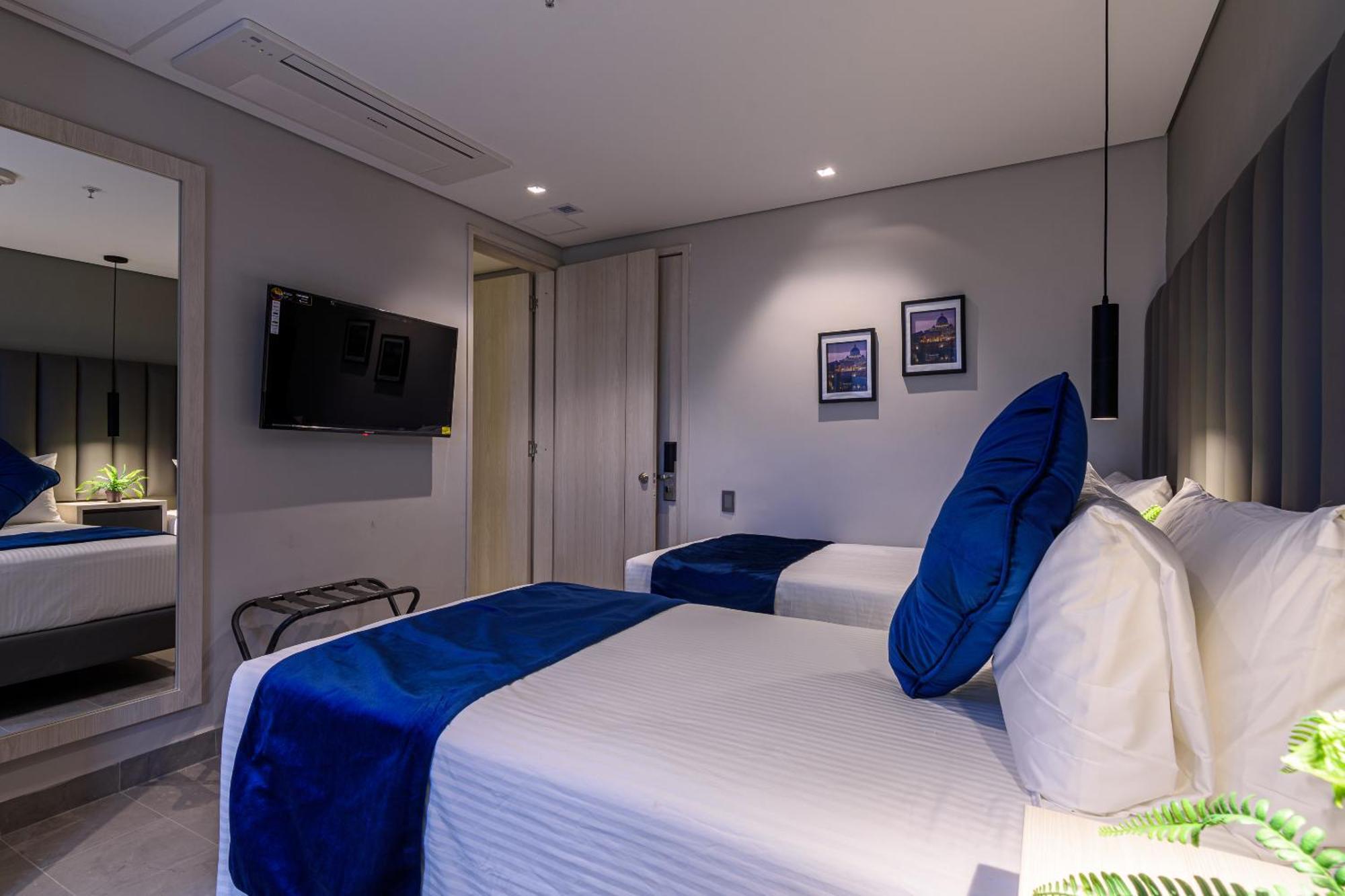 4 Sur Hotel Медельин Экстерьер фото