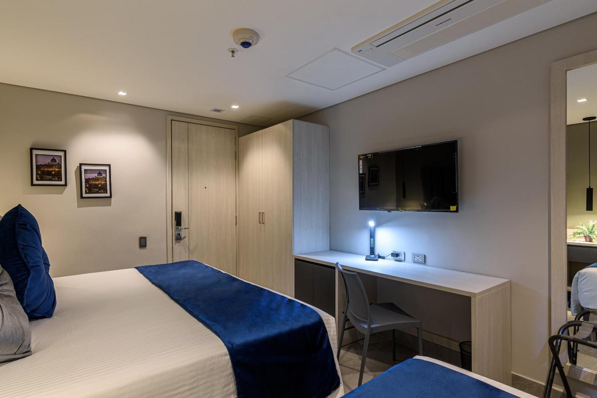 4 Sur Hotel Медельин Экстерьер фото